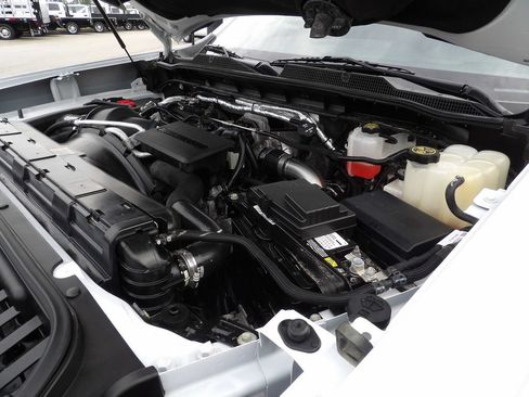 Used 2024 Chevrolet Silverado 3500 W/T w/ Snow Plow Prep Package AWD/4WD image 45