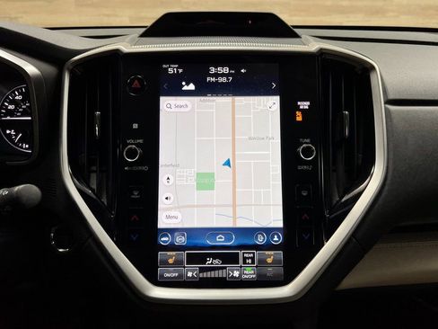 Used 2024 Subaru Ascent Limited w/ Technology Package image 8