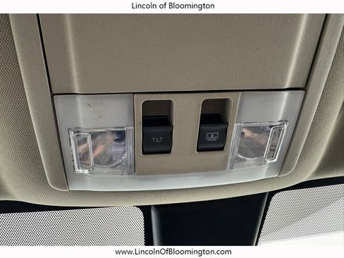 Used 2013 Lincoln MKX AWD image 59