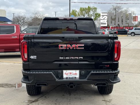 Used 2020 GMC Sierra 1500 AT4 w/ AT4 Premium Package image 9