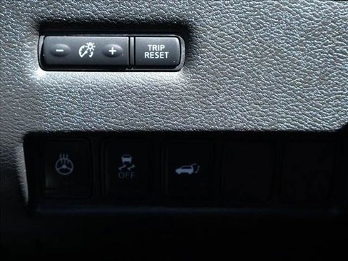 Used 2016 Nissan Murano Platinum w/ Platinum Technology Package AWD/4WD image 17