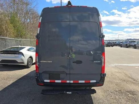 Used 2019 Mercedes-Benz Sprinter 170 image 5