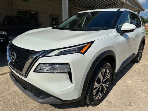 Used 2022 Nissan Rogue SV image 12