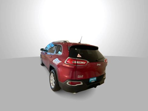 Used 2017 Jeep Cherokee Latitude w/ Safety/Convenience Group image 6