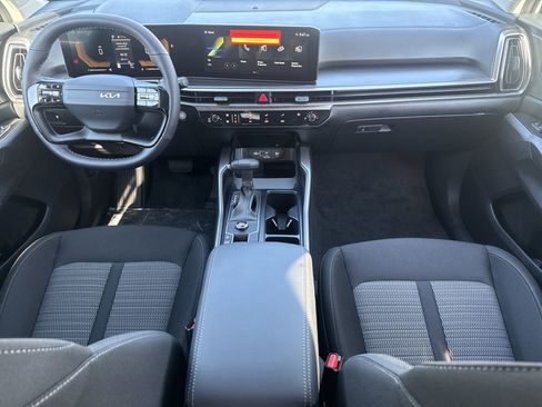 New 2026 Kia Sorento LX image 11