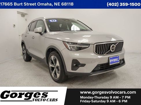 Certified 2023 Volvo XC40 B5 Plus w/ Protection Package Premier AWD/4WD image 1