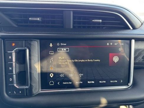 Used 2023 GMC Yukon Denali w/ LPO, Floor Liner Package AWD/4WD image 27