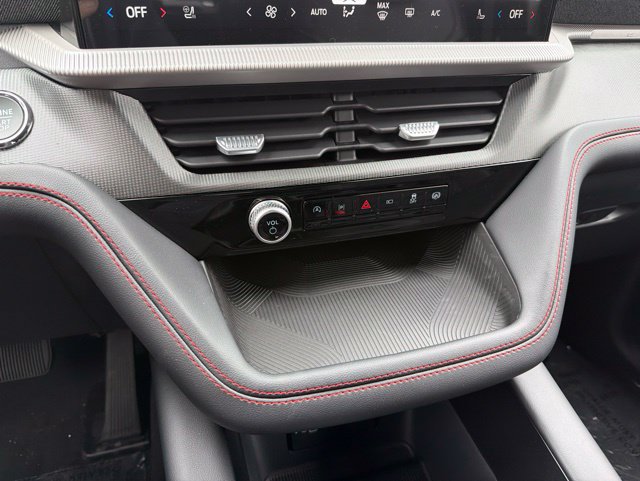 New 2026 Ford Explorer ST-Line w/ ST-Line Street Pack AWD/4WD image 21