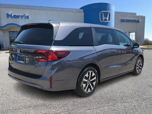 New 2026 Honda Odyssey EX-L image 4