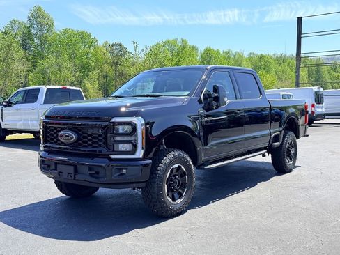 New 2026 Ford F250 Lariat w/ Tremor Off-Road Package AWD/4WD image 8