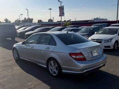 Used 2010 Mercedes-Benz C 300 Sedan image 4