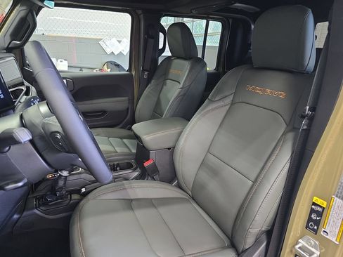 New 2026 Jeep Gladiator Mojave AWD/4WD image 15
