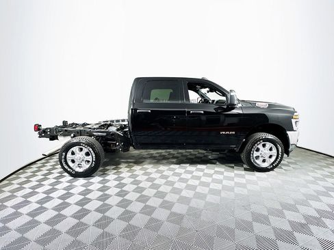 Used 2025 RAM 2500 Big Horn image 8