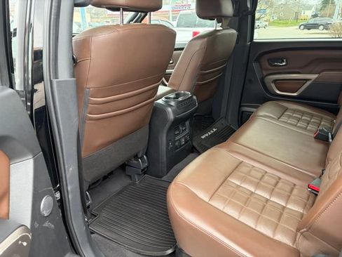 Used 2021 Nissan Titan Platinum Reserve w/ Moonroof Package AWD/4WD image 37