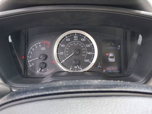 Used 2021 Toyota Corolla LE image 16