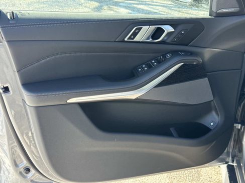 New 2026 BMW X5 xDrive50e w/ Executive Package image 26