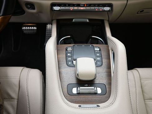 Used 2021 Mercedes-Benz GLS 580 GLS 580 image 13