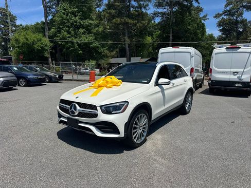 Used 2020 Mercedes-Benz GLC 300 w/ AMG Line image 1