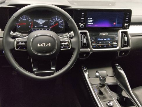 Used 2023 Kia Sorento S w/ Panoramic Sunroof Package FWD image 22