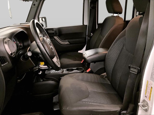 Used 2016 Jeep Wrangler Unlimited Sport AWD/4WD image 25