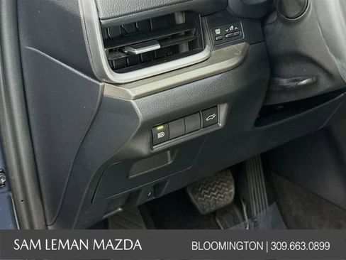 Used 2024 Toyota Grand Highlander XLE image 10