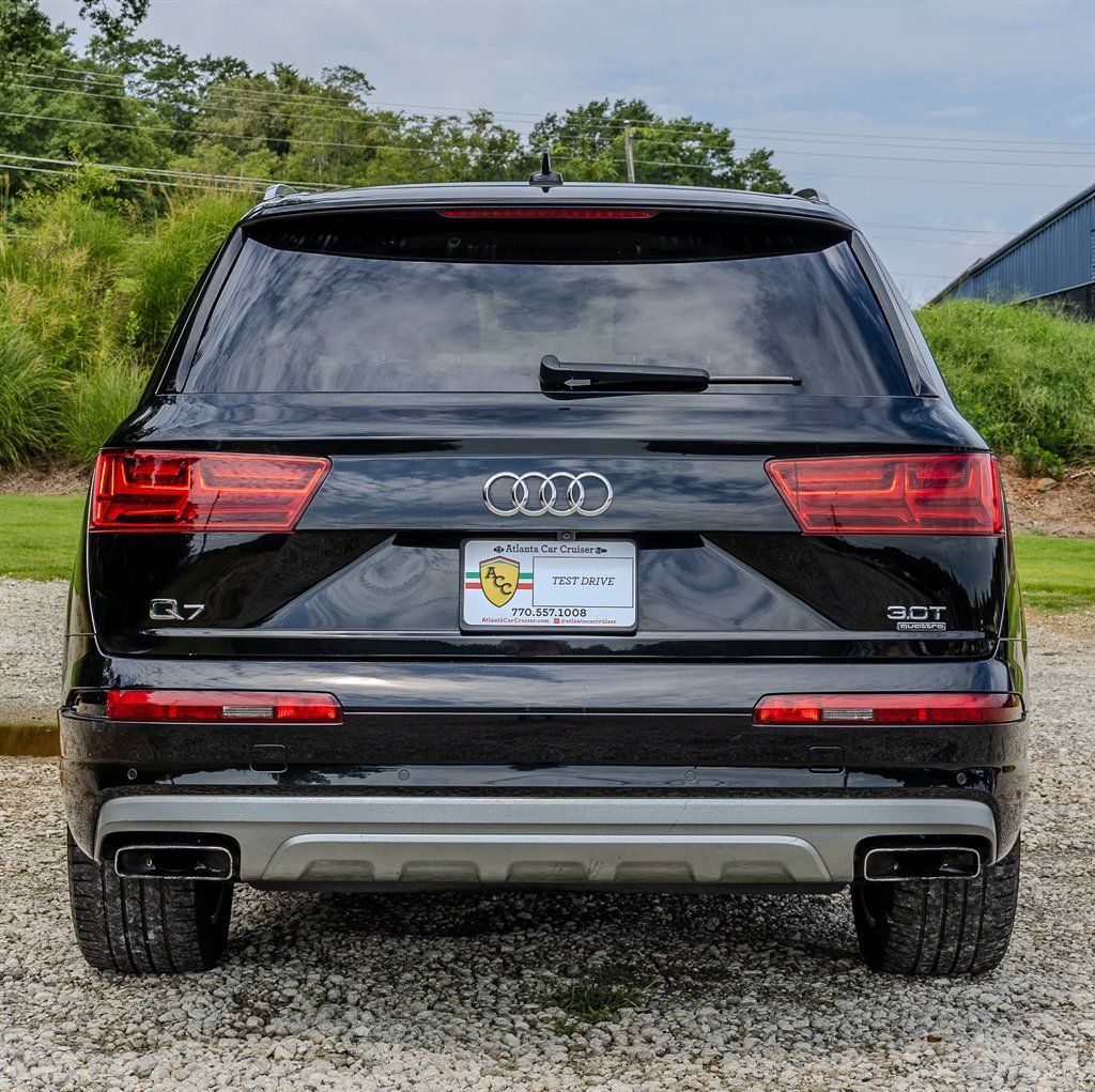Used 2018 Audi Q7 3.0T Prestige w/ Prestige Package AWD/4WD image 4