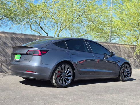 Used 2022 Tesla Model 3 Performance image 8