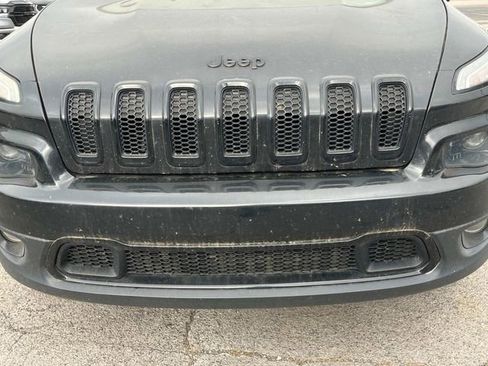 Used 2015 Jeep Cherokee Latitude w/ Cold Weather Group image 9