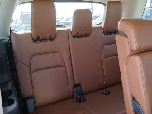 Used 2022 Nissan Pathfinder Platinum w/ Cargo Package image 44