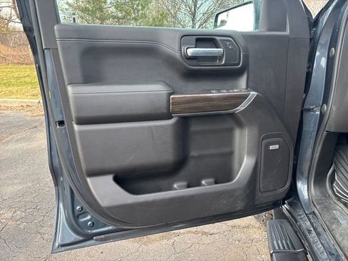 Used 2020 Chevrolet Silverado 1500 LT Trail Boss image 12