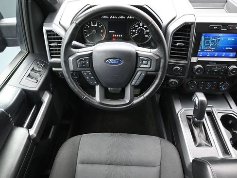 Used 2020 Ford F150 XLT w/ Equipment Group 302A Luxury AWD/4WD image 25