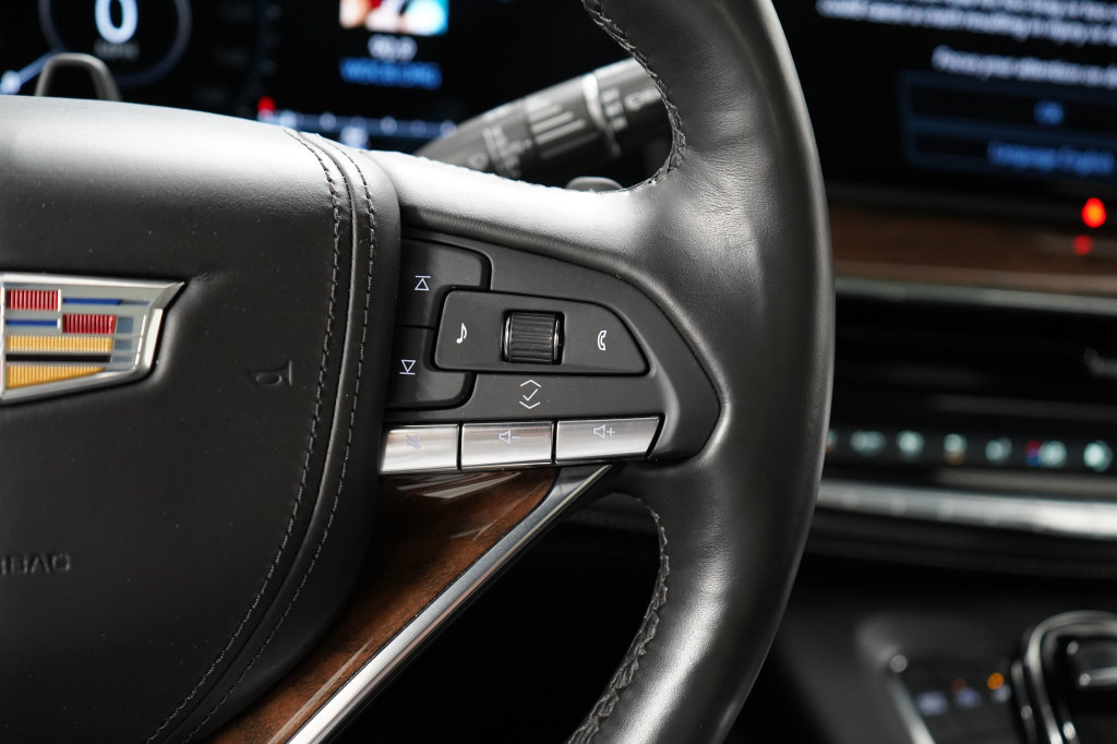 Used 2023 Cadillac Escalade Premium Luxury Platinum w/ LPO, Floor Liner Package AWD/4WD image 15