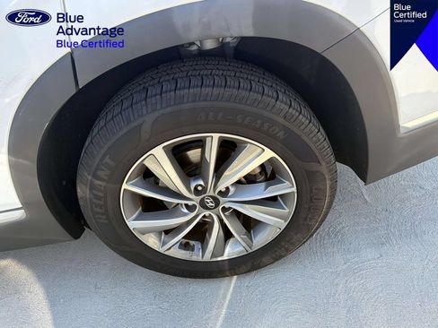 Used 2019 Hyundai Santa Fe SEL FWD image 21