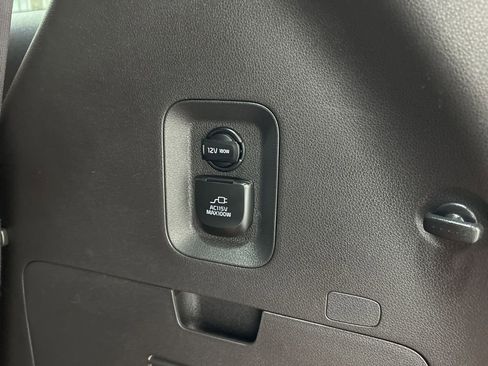 Used 2025 Kia Carnival SX image 38