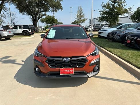 Used 2024 Subaru Crosstrek 2.5i Limited w/ Popular Package #4A AWD/4WD image 3