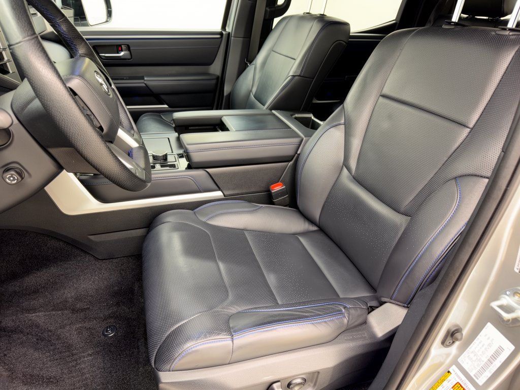 Used 2022 Toyota Tundra Platinum w/ Advanced Package AWD/4WD image 5