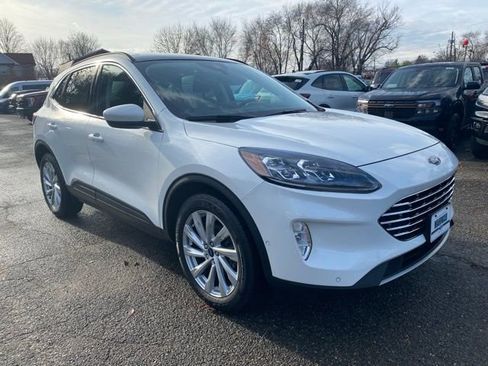 Used 2021 Ford Escape Titanium w/ Titanium Elite Package image 9