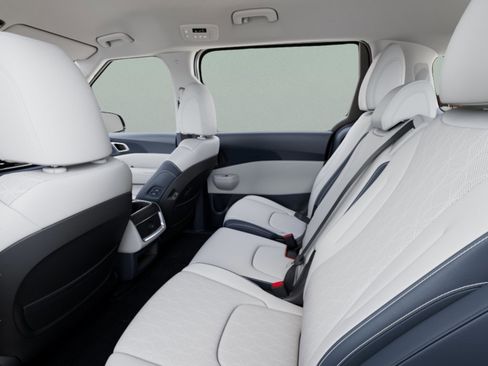 New 2026 Kia Carnival EX FWD image 18