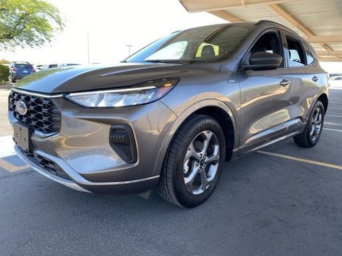 Used 2023 Ford Escape ST-Line AWD/4WD image 1