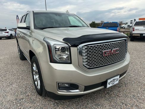 Used 2015 GMC Yukon Denali w/ Premium Package image 2