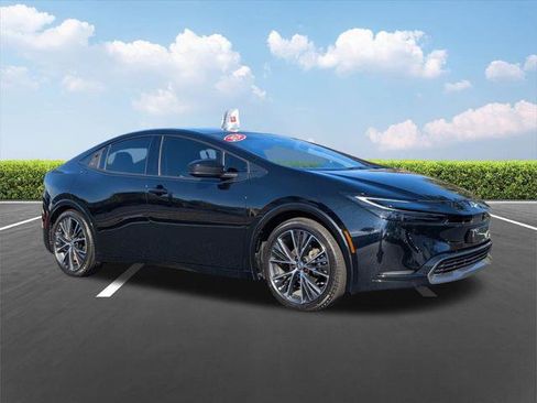 Certified 2024 Toyota Prius XLE image 2