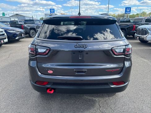 Used 2022 Jeep Compass Trailhawk w/ Trailhawk Elite Group AWD/4WD image 6