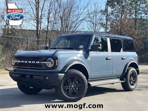 New 2025 Ford Bronco Outer Banks image 1