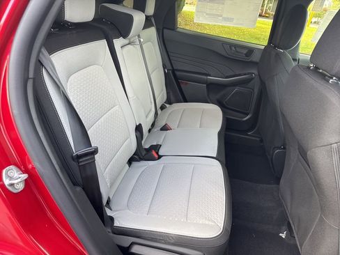 New 2026 Ford Escape Active w/ Cold Weather Package AWD/4WD image 12