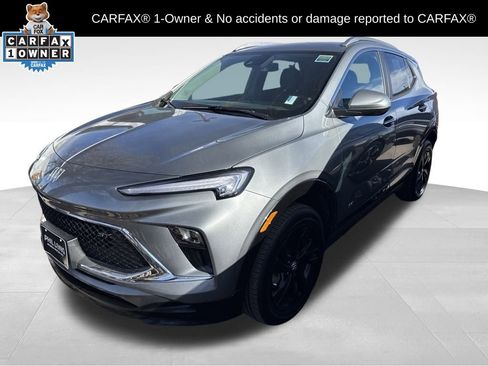 Used 2025 Buick Encore GX Sport Touring image 1