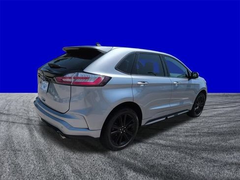 Used 2021 Ford Edge SEL FWD image 4