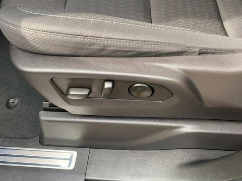 Used 2024 Chevrolet Silverado 1500 RST w/ Z71 Off-Road Package image 15