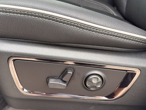 New 2026 RAM 1500 Limited image 12