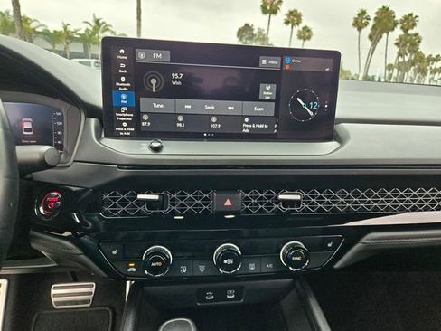 Used 2023 Honda Accord Sport image 19