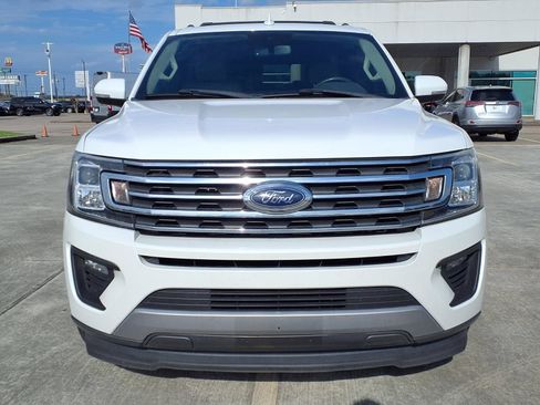 Used 2020 Ford Expedition XLT w/ Equipment Group 202A RWD image 2